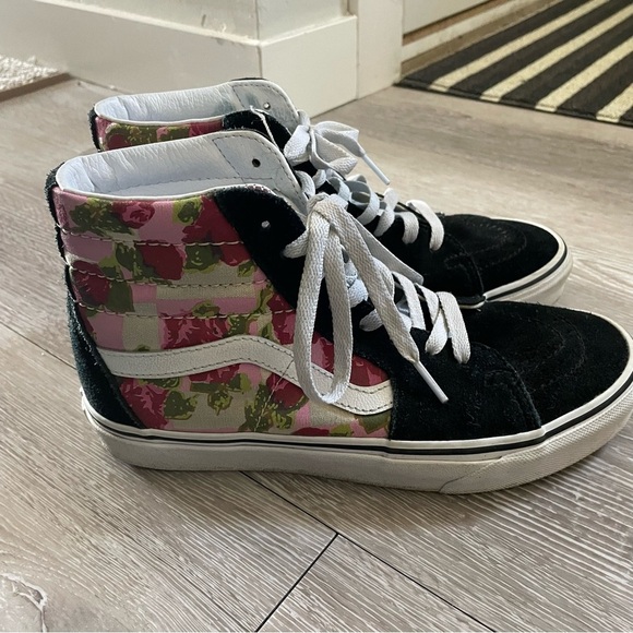 Vans Sk8-Hi Romantic Floral High Top Skate Sneaker Genuine Suede Womens Size 8 - Picture 2 of 11